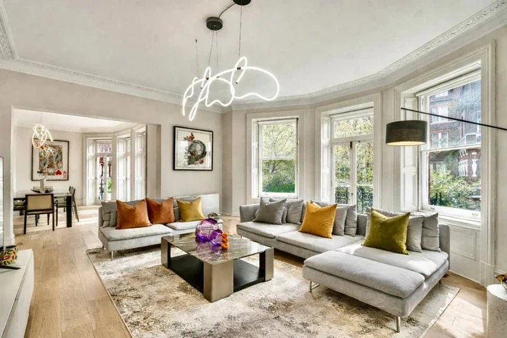 Flat Cadogan Gardens in Greater London