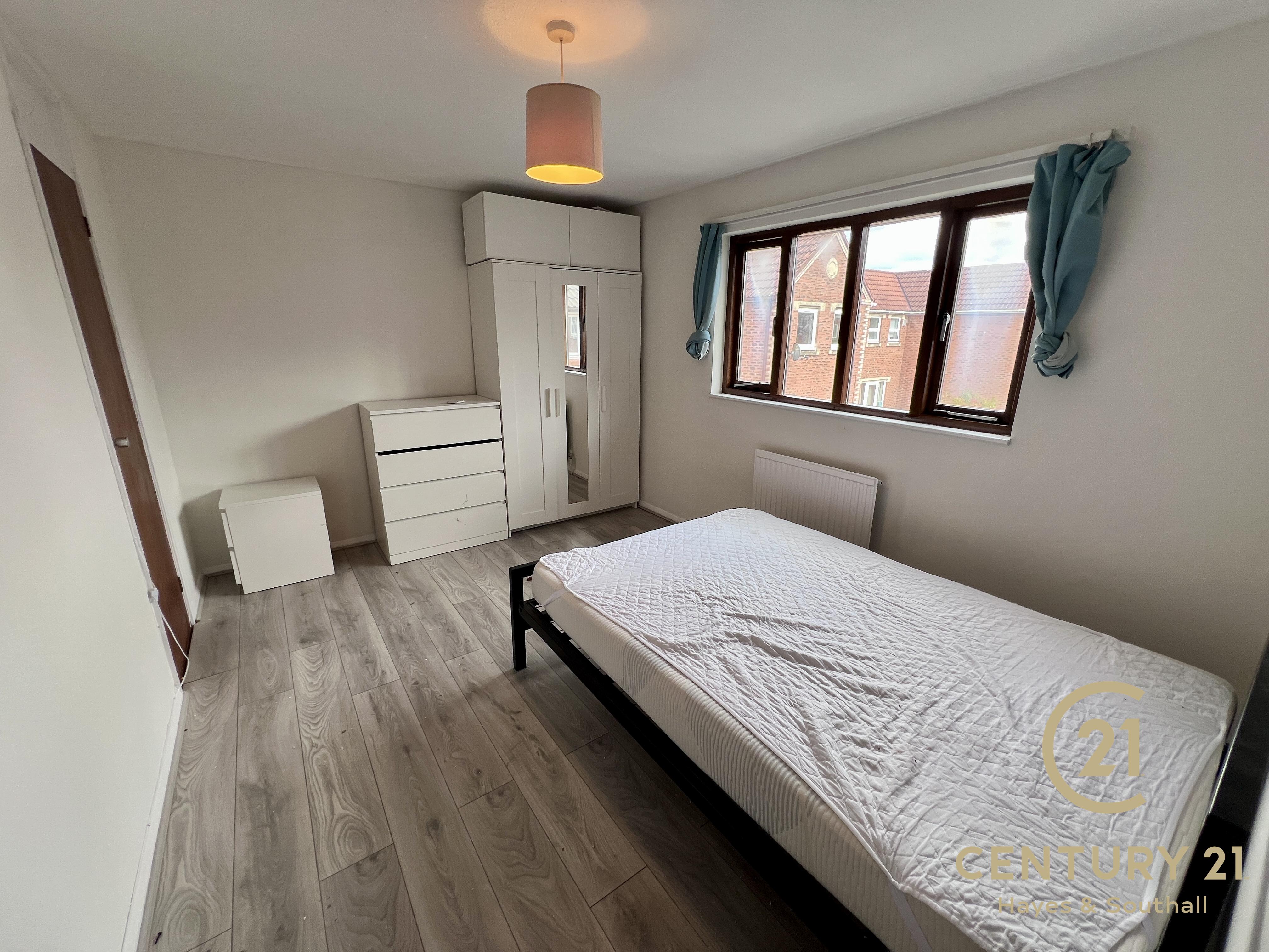 Flat Loxwood Close in Greater London