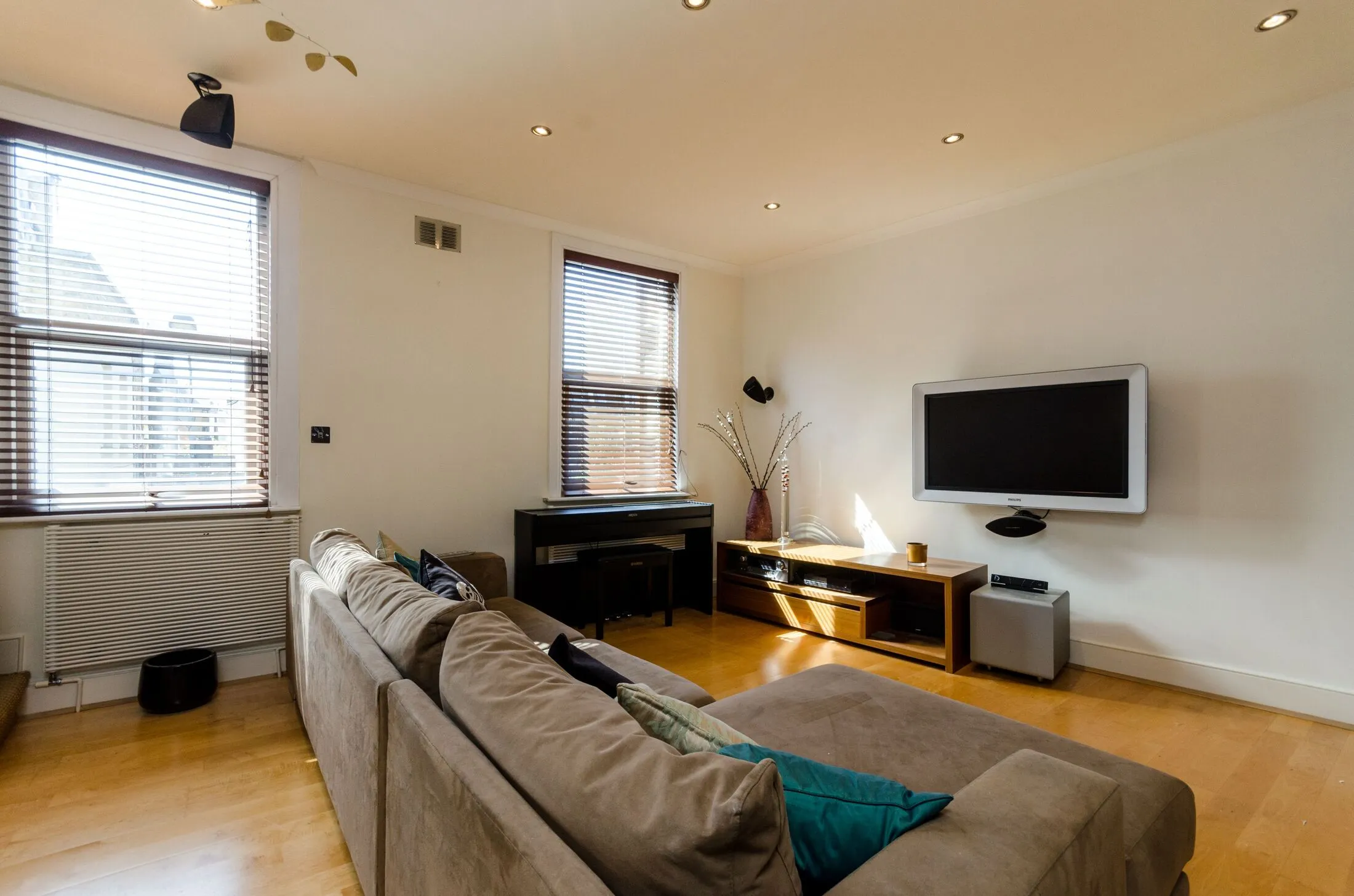Flat North End Road in Greater London