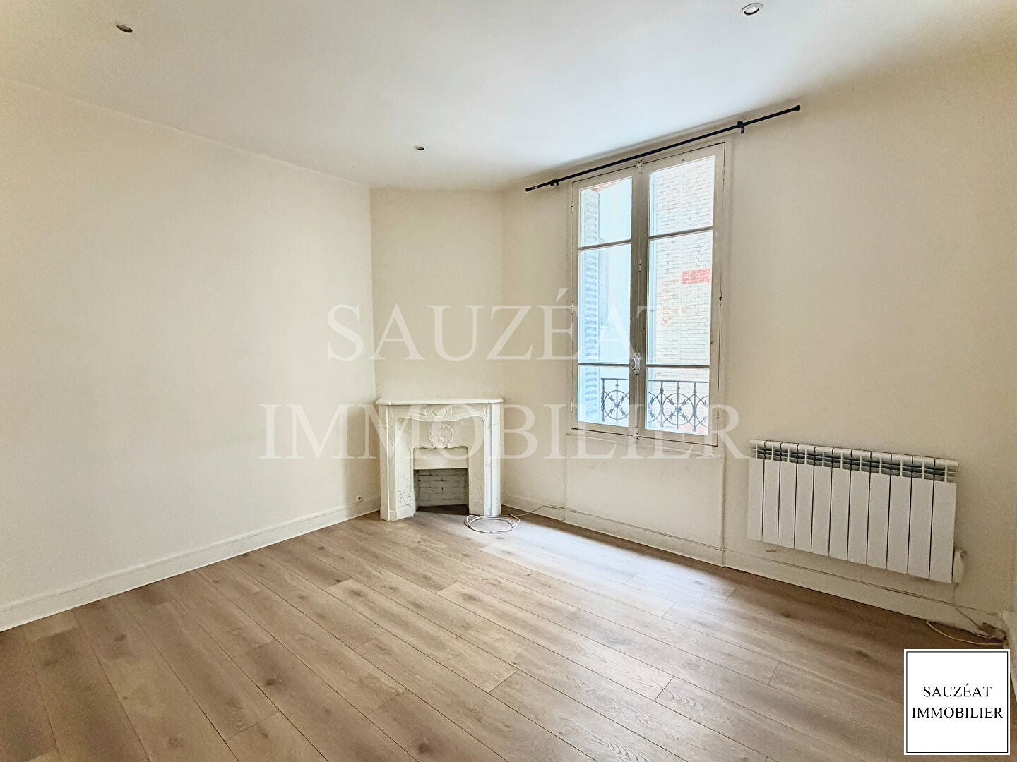 Flat Rue Victor Basch in Montrouge