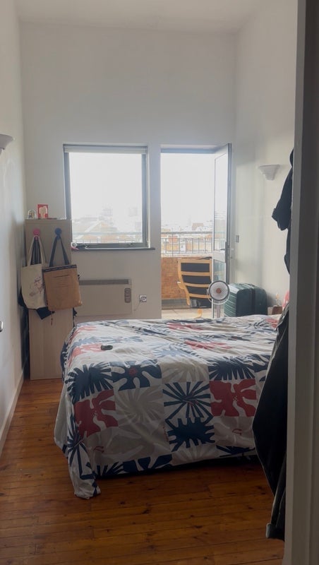 Room Somerford Grove in Greater London