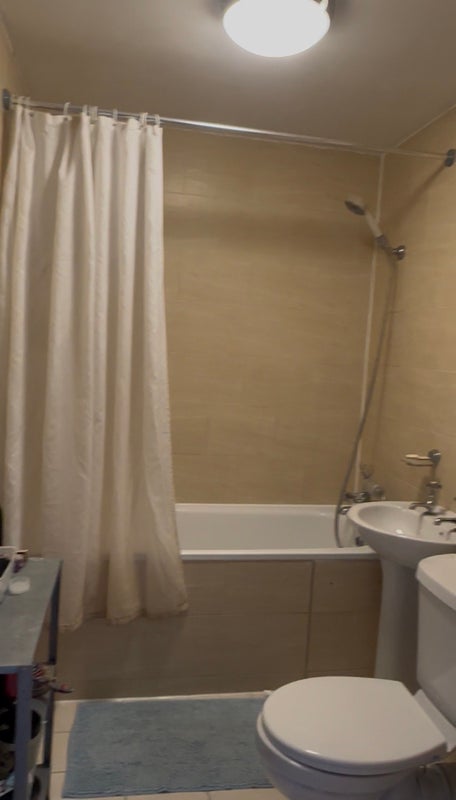Room Somerford Grove in Greater London