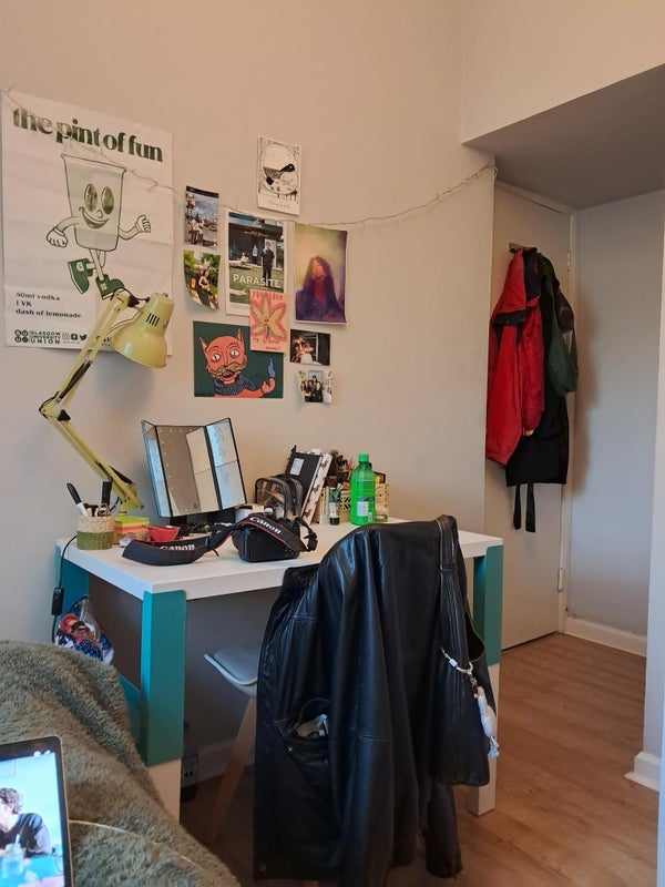 Room Old Dumbarton Road in Glasgow