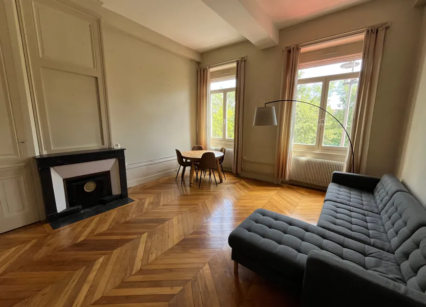 Appartement Montée de la Sœur Vially à Caluire-et-Cuire