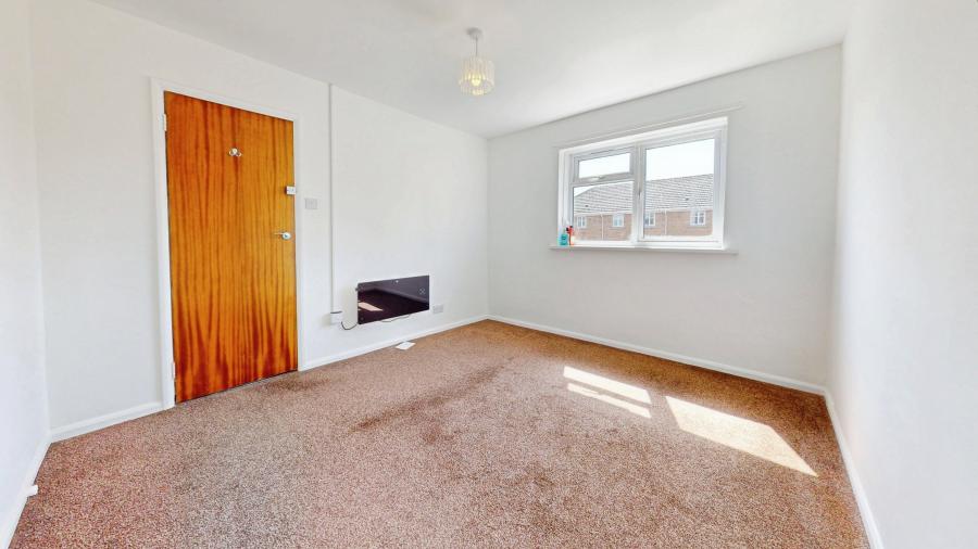 Flat Hazelhurst Court in Cardiff