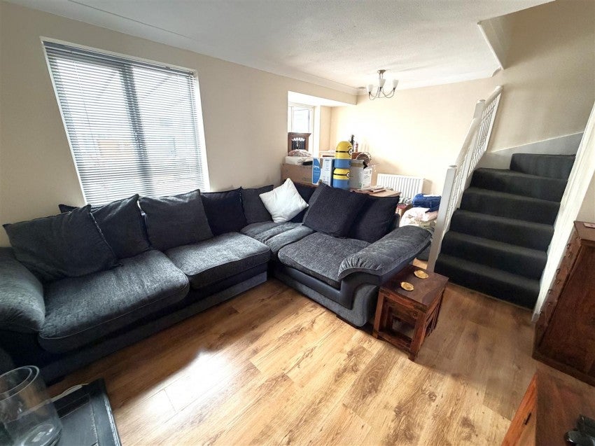 House Bassett Close in Selby