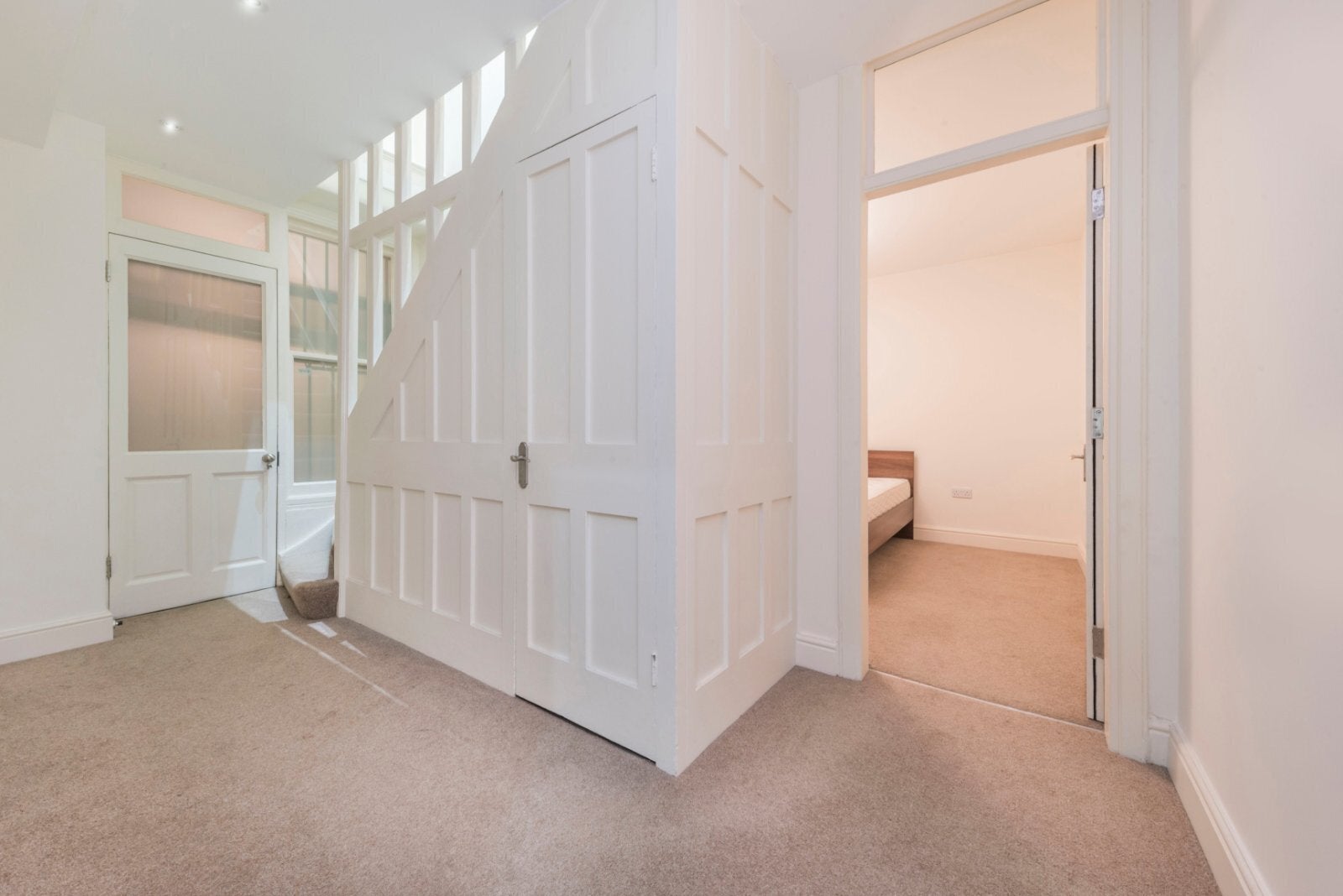 Flat Ridgmount Gardens in Greater London