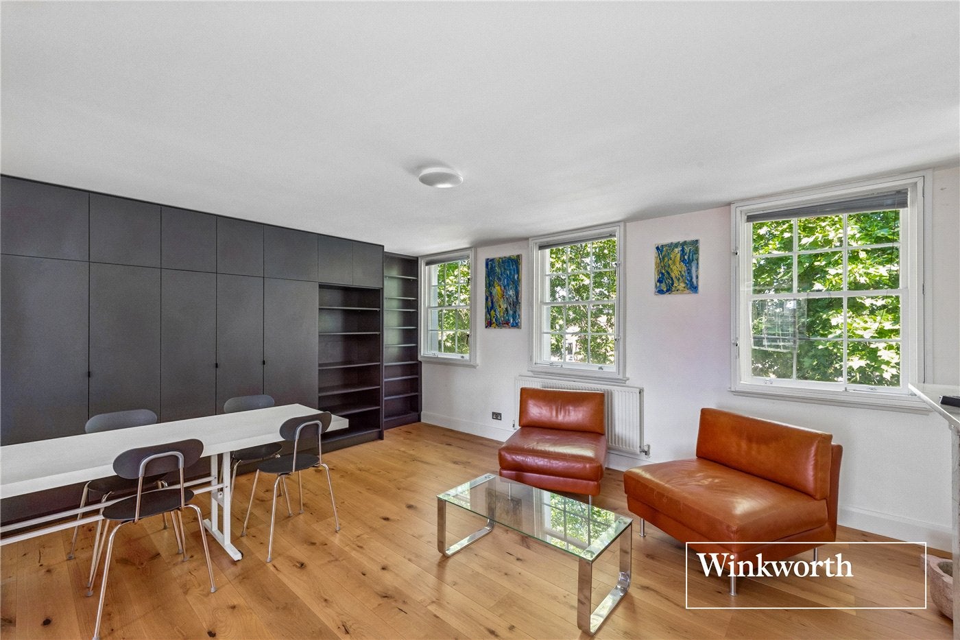 Flat Kennington Lane in Greater London