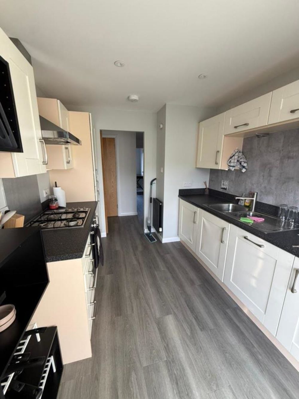 Flat Mackie Place in Westhill