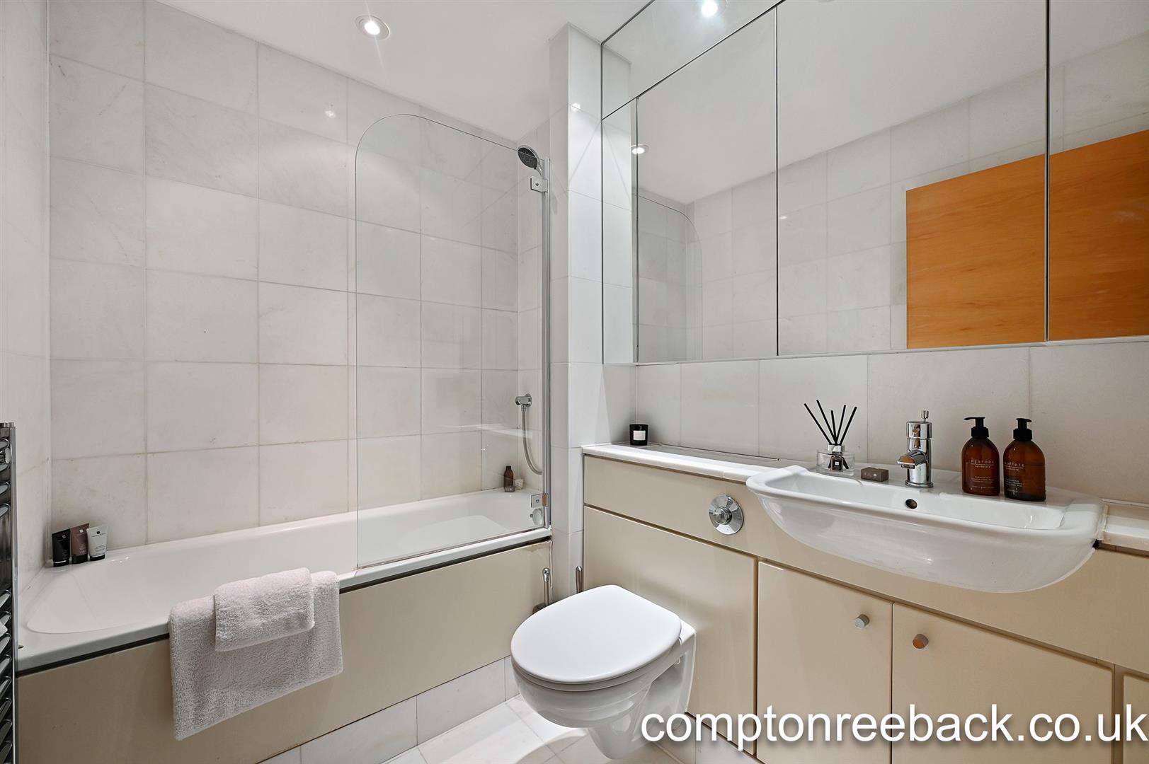 Flat Maida Vale in City of Westminster
