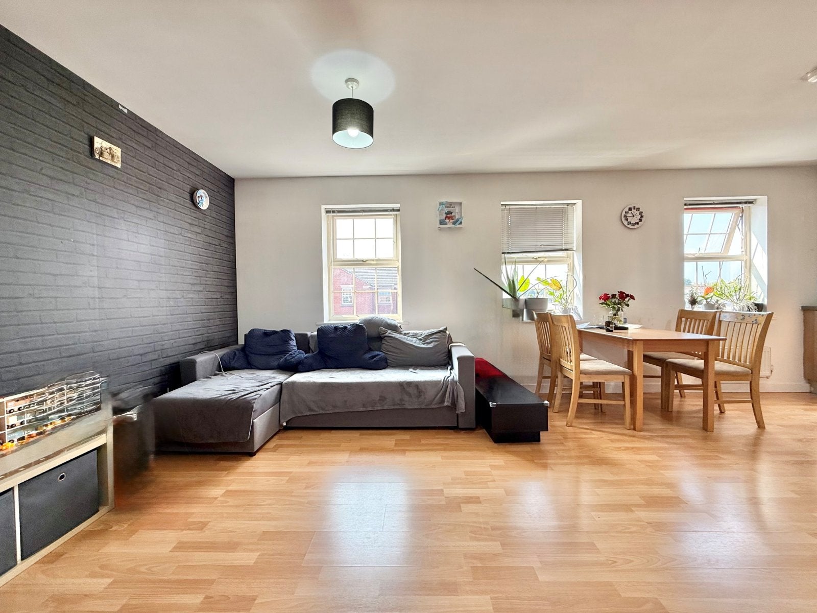 Flat Medlar Croft in Barnsley