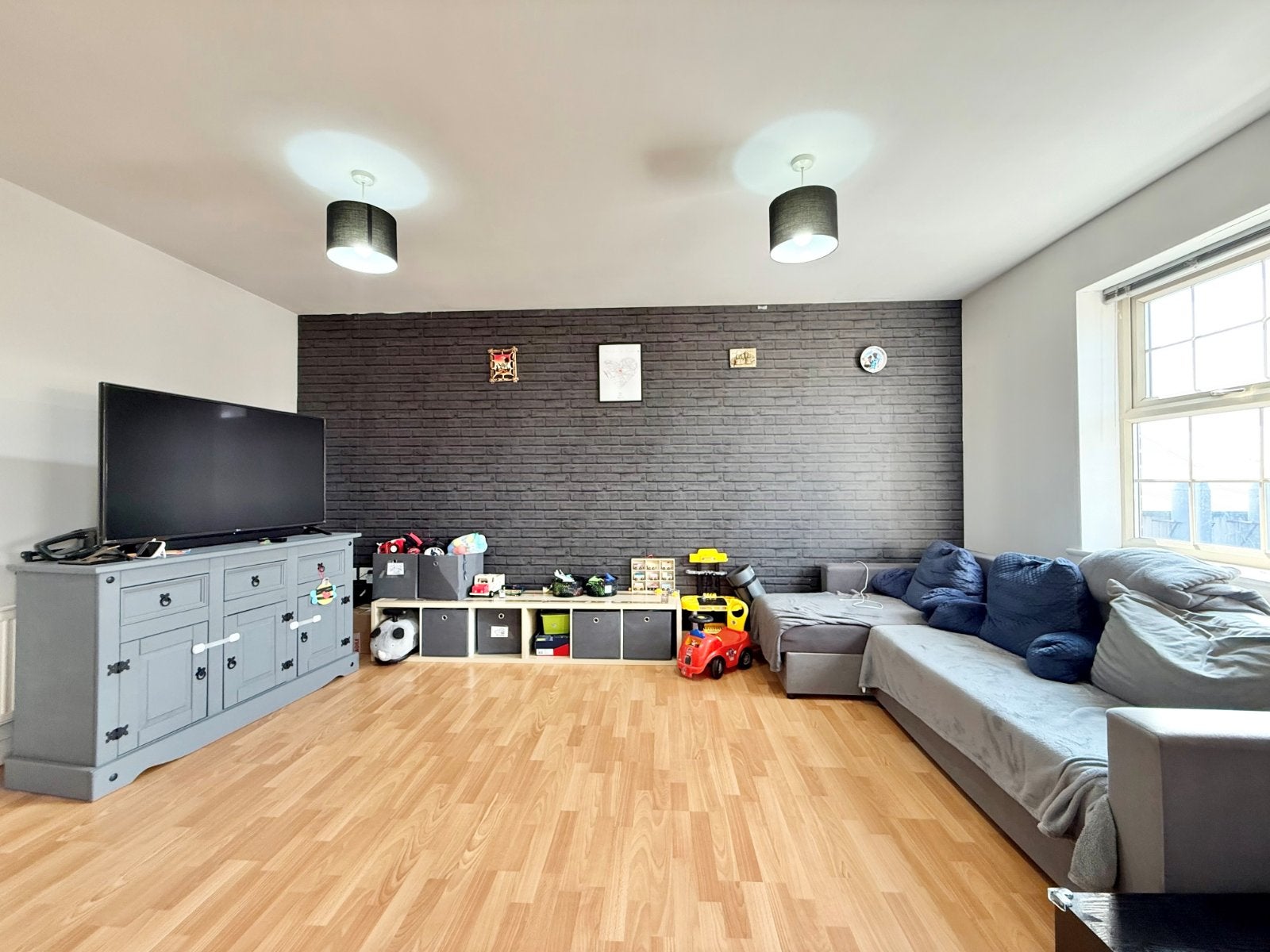 Flat Medlar Croft in Barnsley