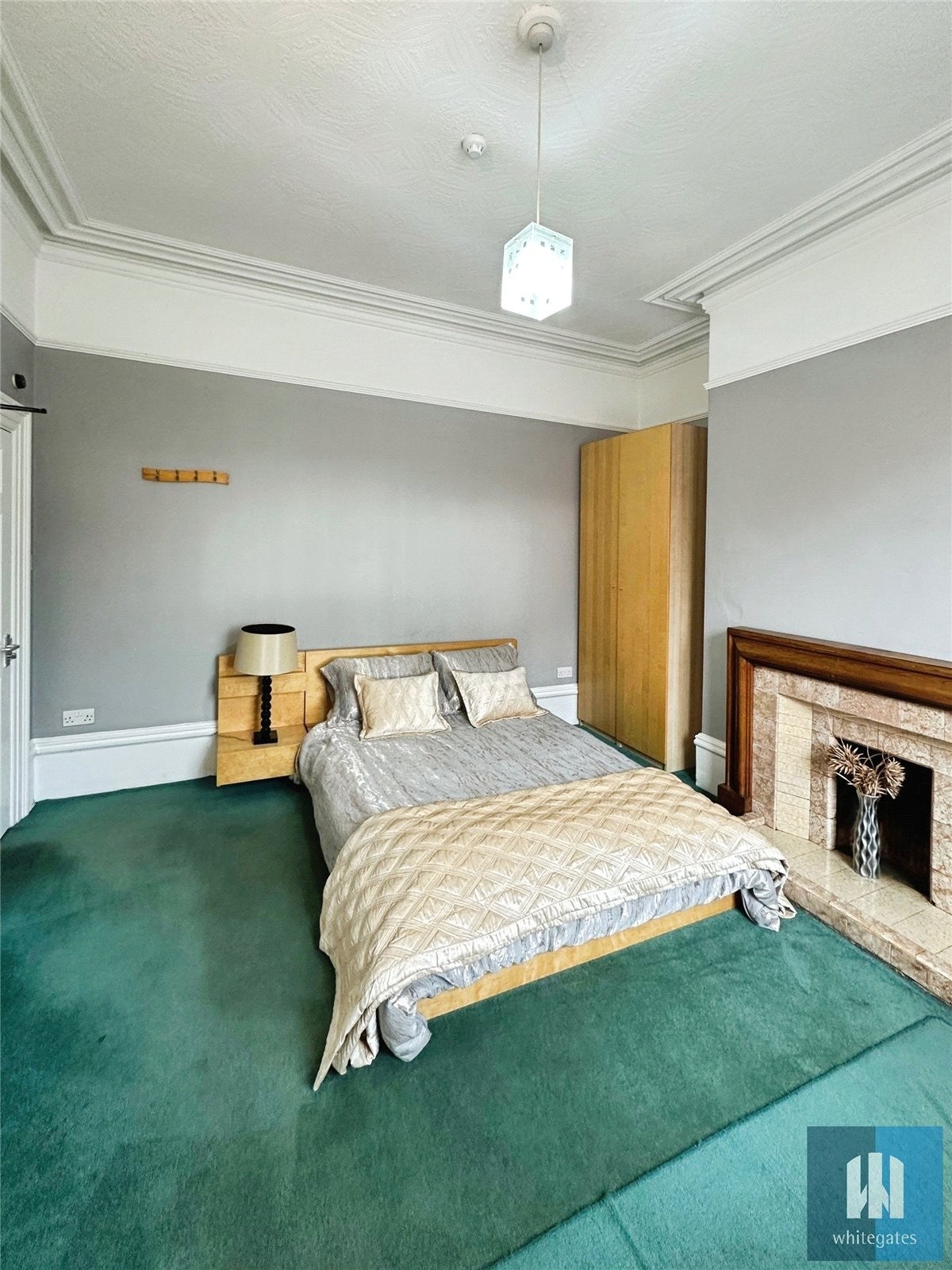 Room Trinity Street in Kirklees
