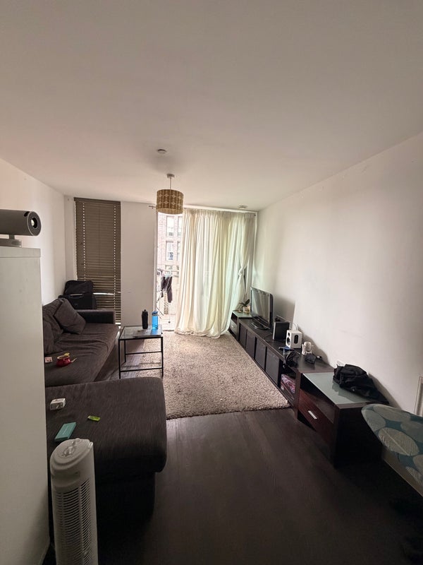 Room Cornmill Lane in Greater London
