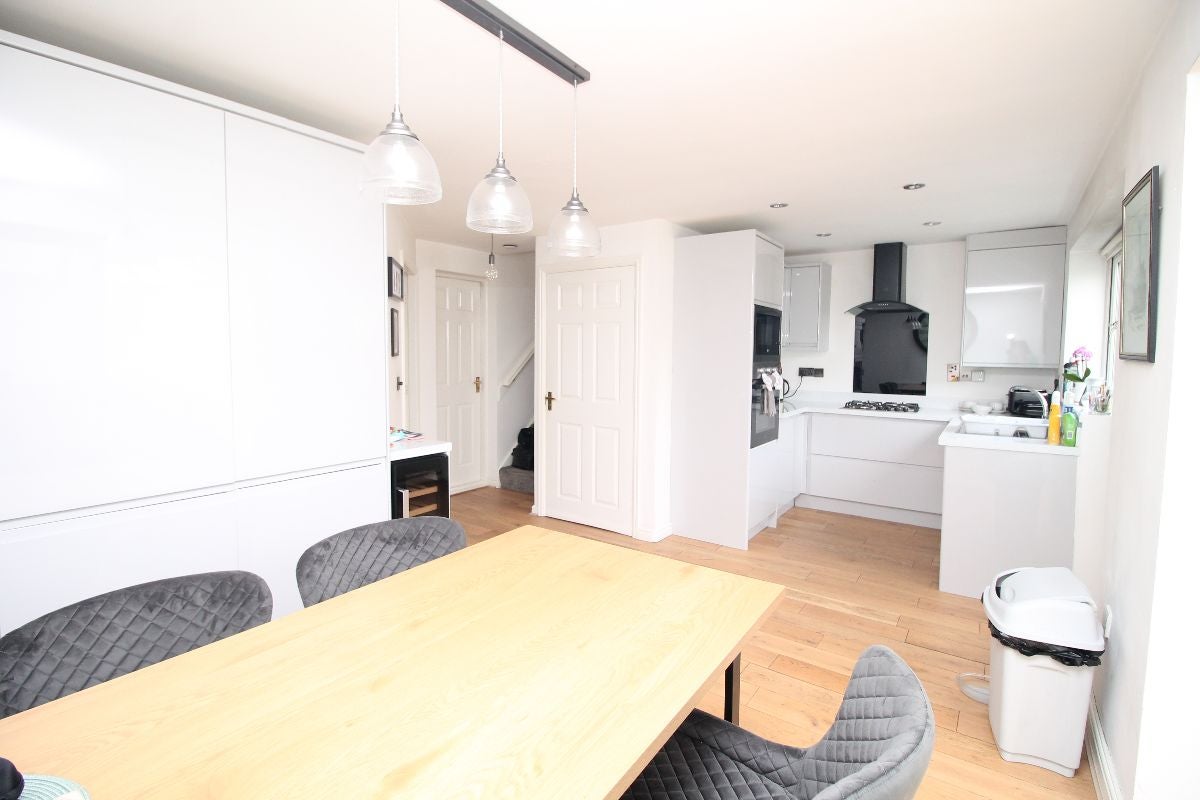 House Hybrid Close in Sunderland