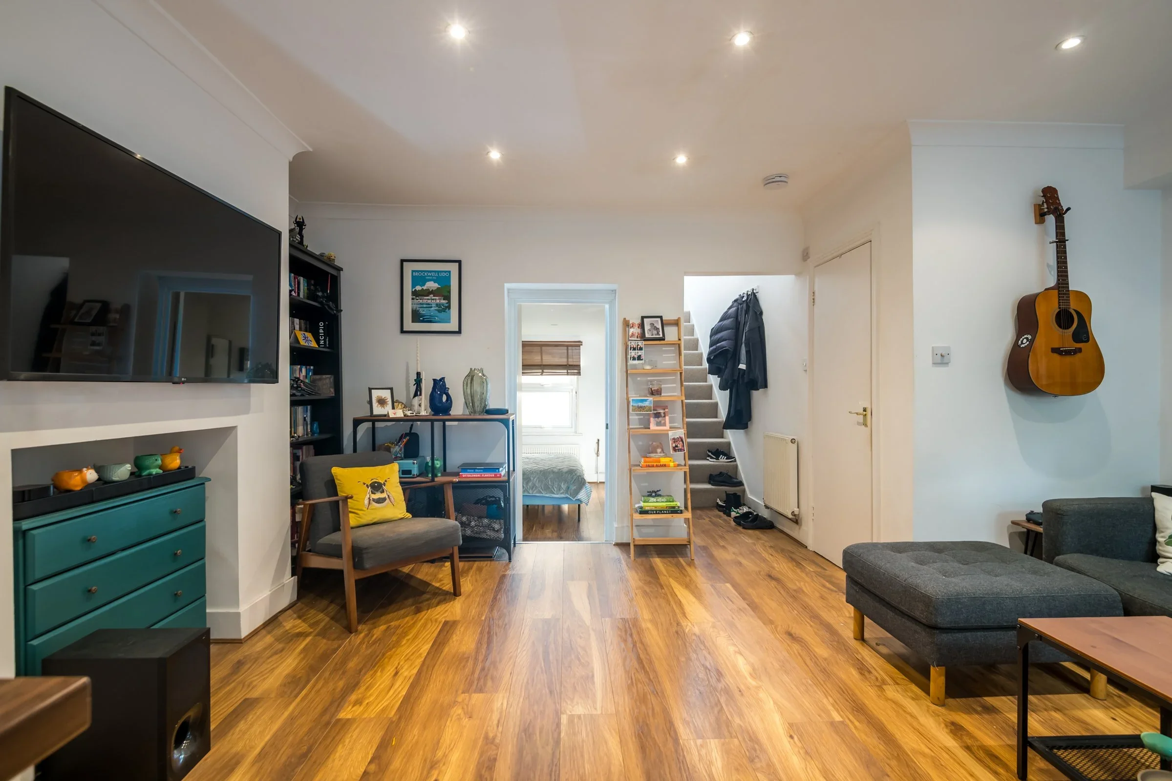 Flat Norwood Road in Greater London