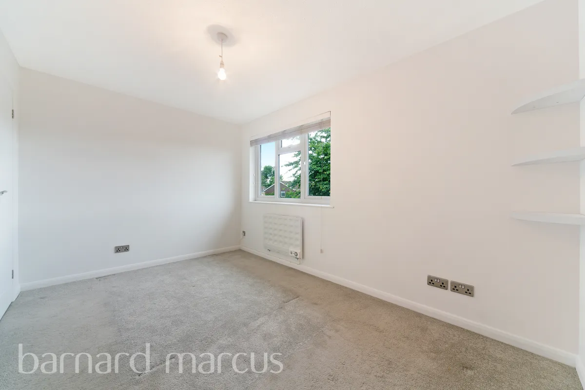 House Ruxley Mews in Epsom and Ewell