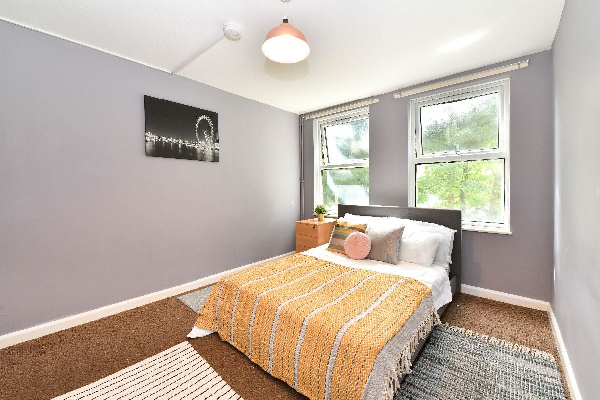 House Amhurst Road in Greater London