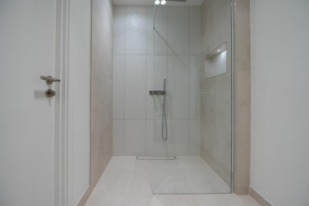 Flat Essex Place in Greater London