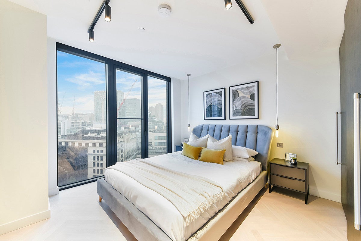 Flat Liverpool Street in London