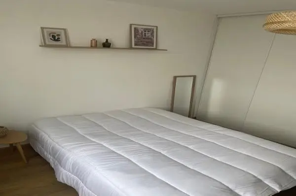 Flat Allée Léonor Fini in Montpellier