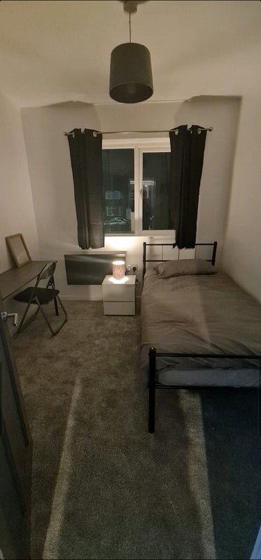 Room Southbrook Avenue in Manchester
