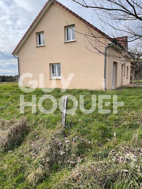 Maison C 2 à Pomoy