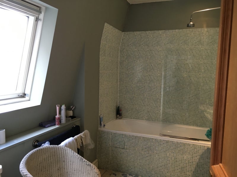 Room Dawson Place in City of Westminster
