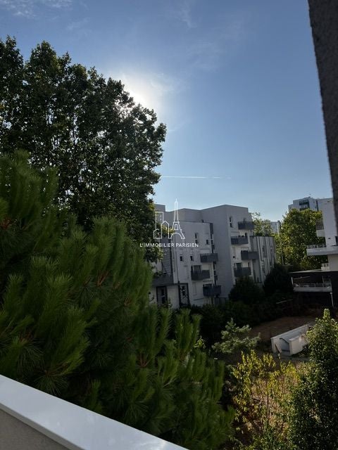 Flat Rue Averroes in Bobigny