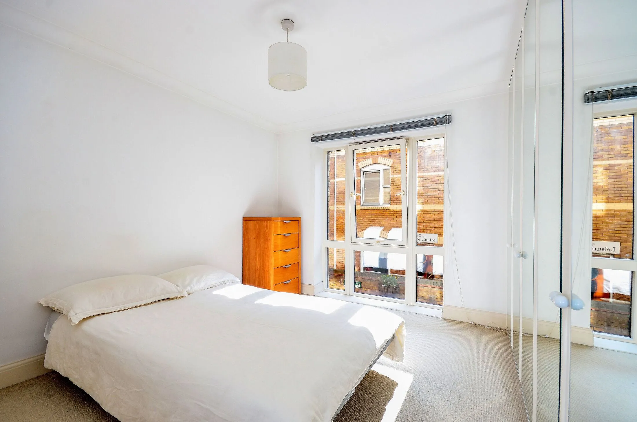 Flat Abbotshade Road in Greater London