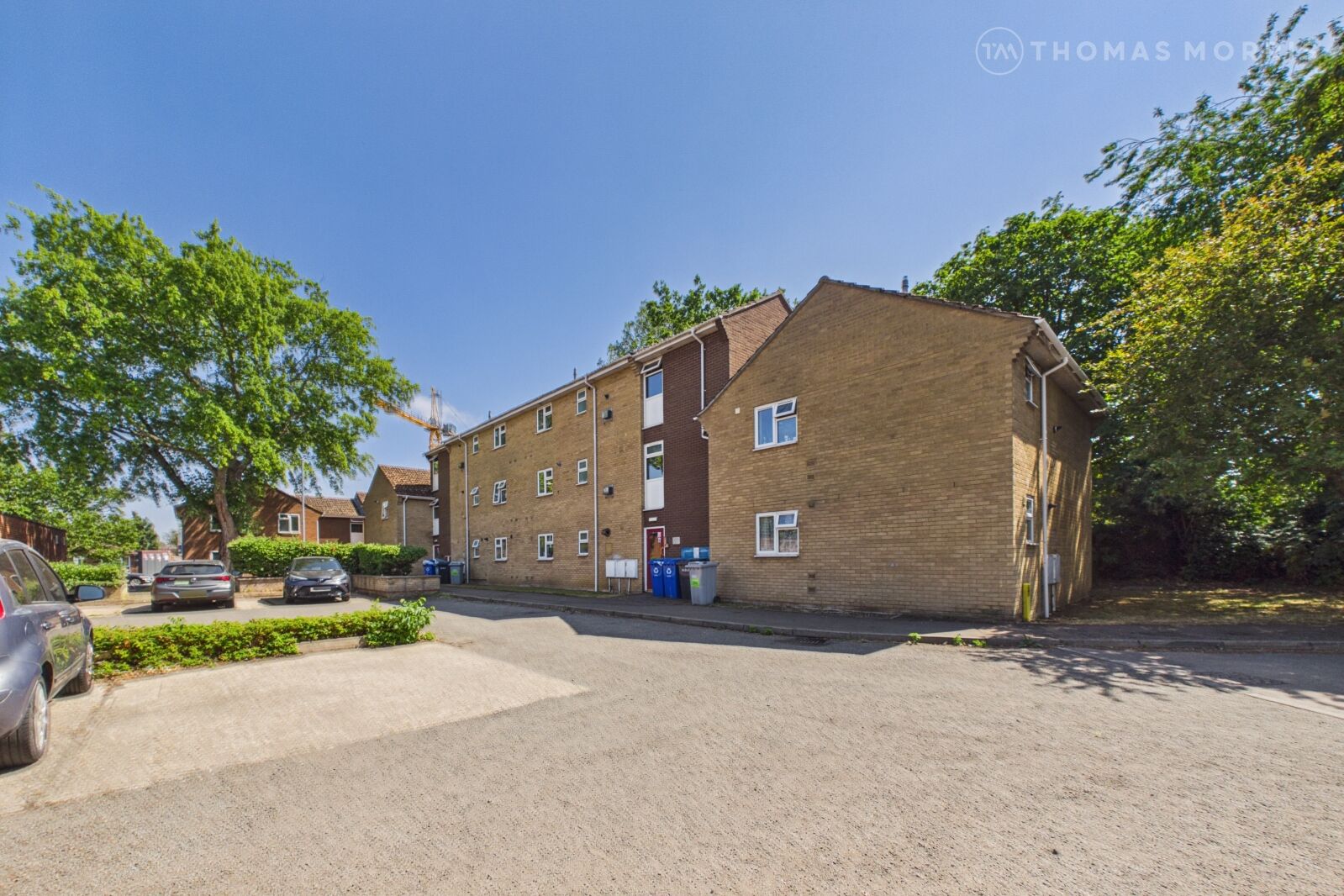 Flat Norris Road in Huntingdonshire