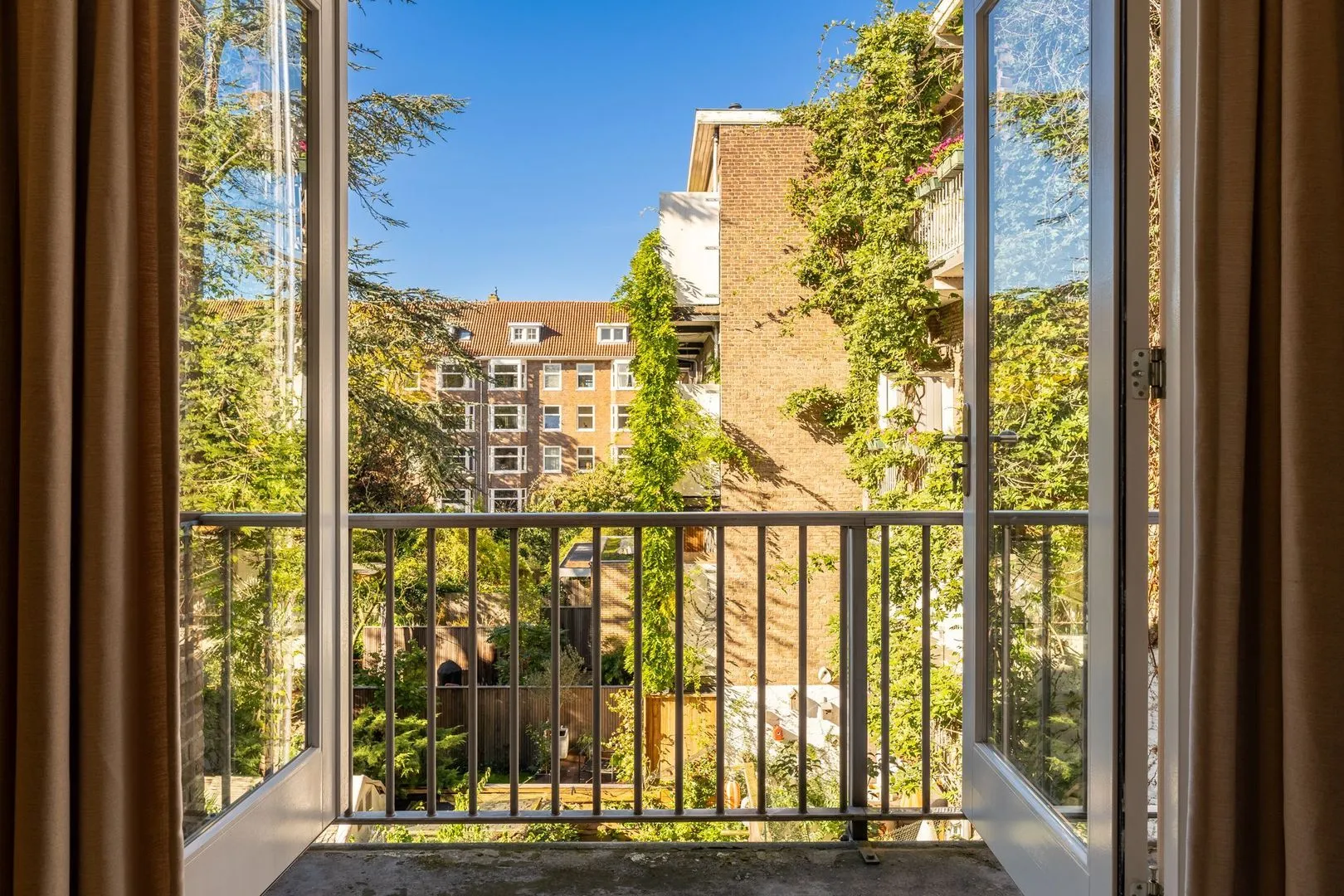 Appartement te koop: Hoofdweg 23-2, Amsterdam