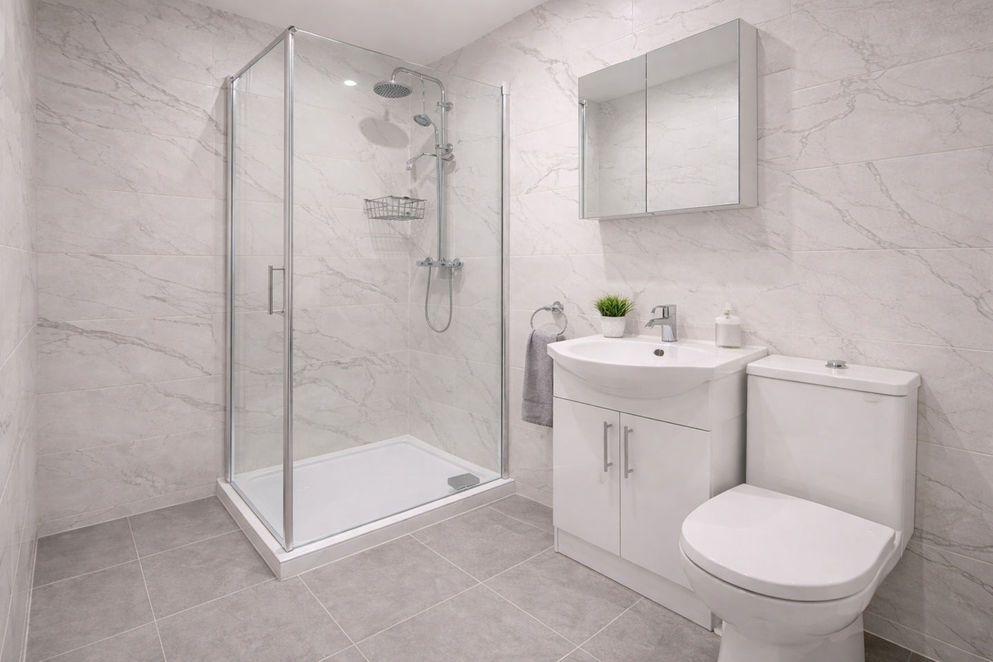 Room Greystoke Road in Slough