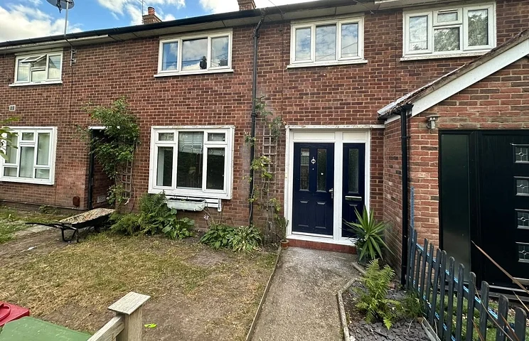 House Harrow Road in Slough