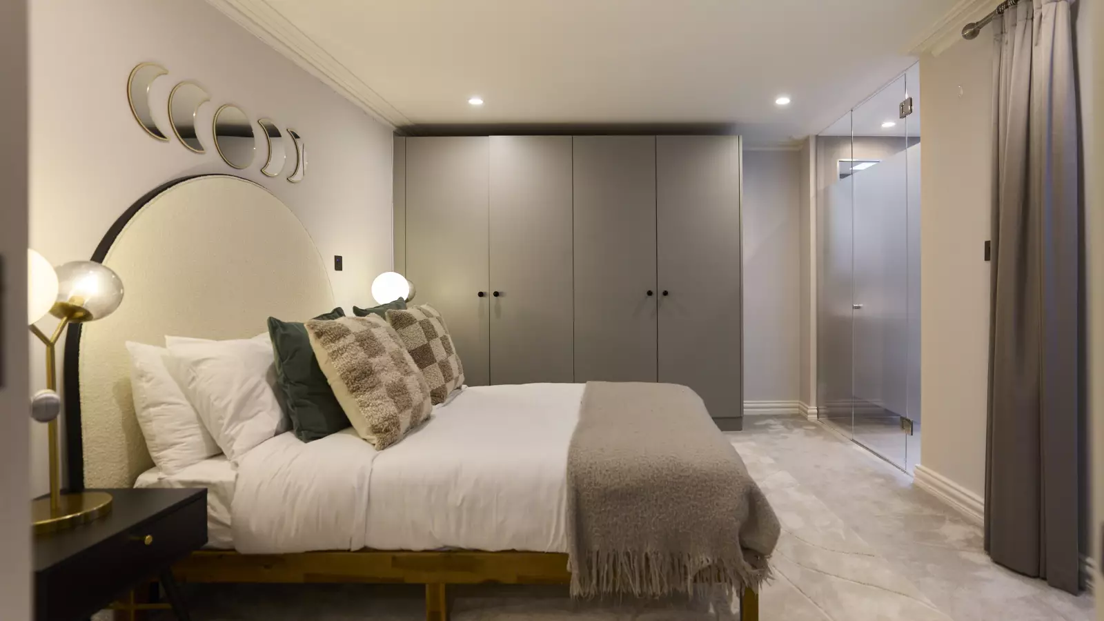 Flat Kensington Gardens Square in City of Westminster