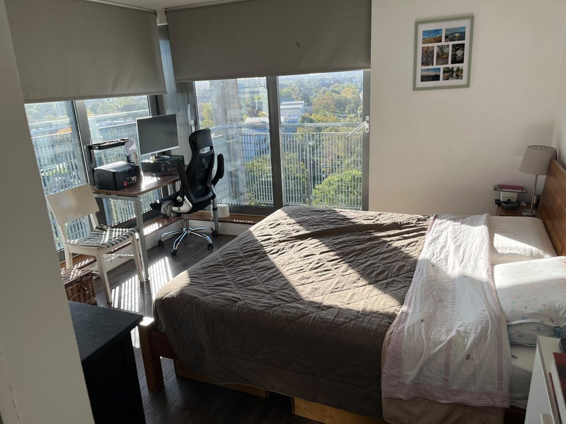 Room Sumner Road in Greater London
