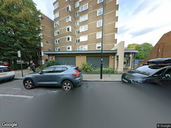 Room Roman Way in Greater London