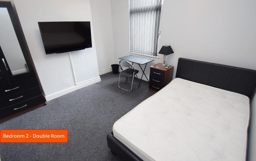 Room Darnley Street in Stoke-on-Trent