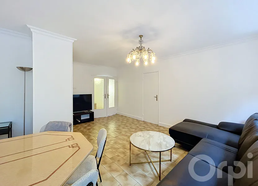 Appartement Rue Clément Perrot à Vitry-sur-Seine