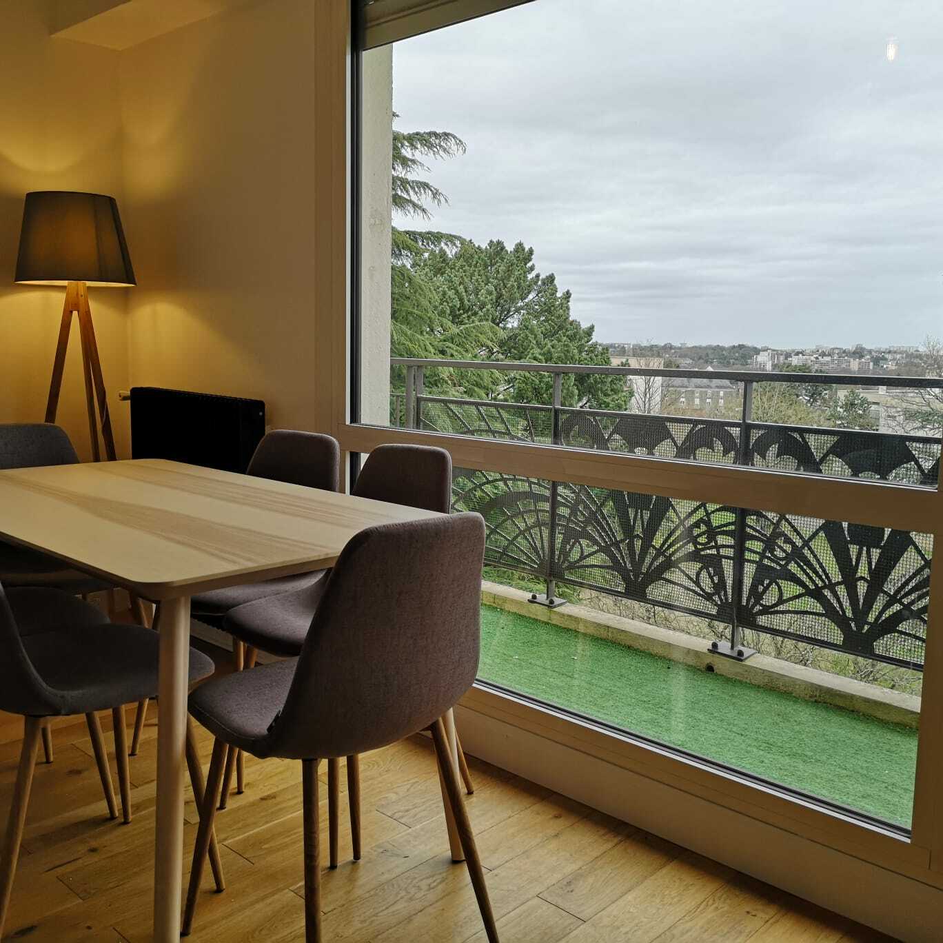 Room Rue Ernest Renan in Saint-Malo