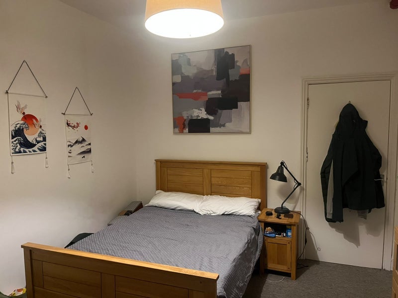 Room Harcourt Road in Bristol