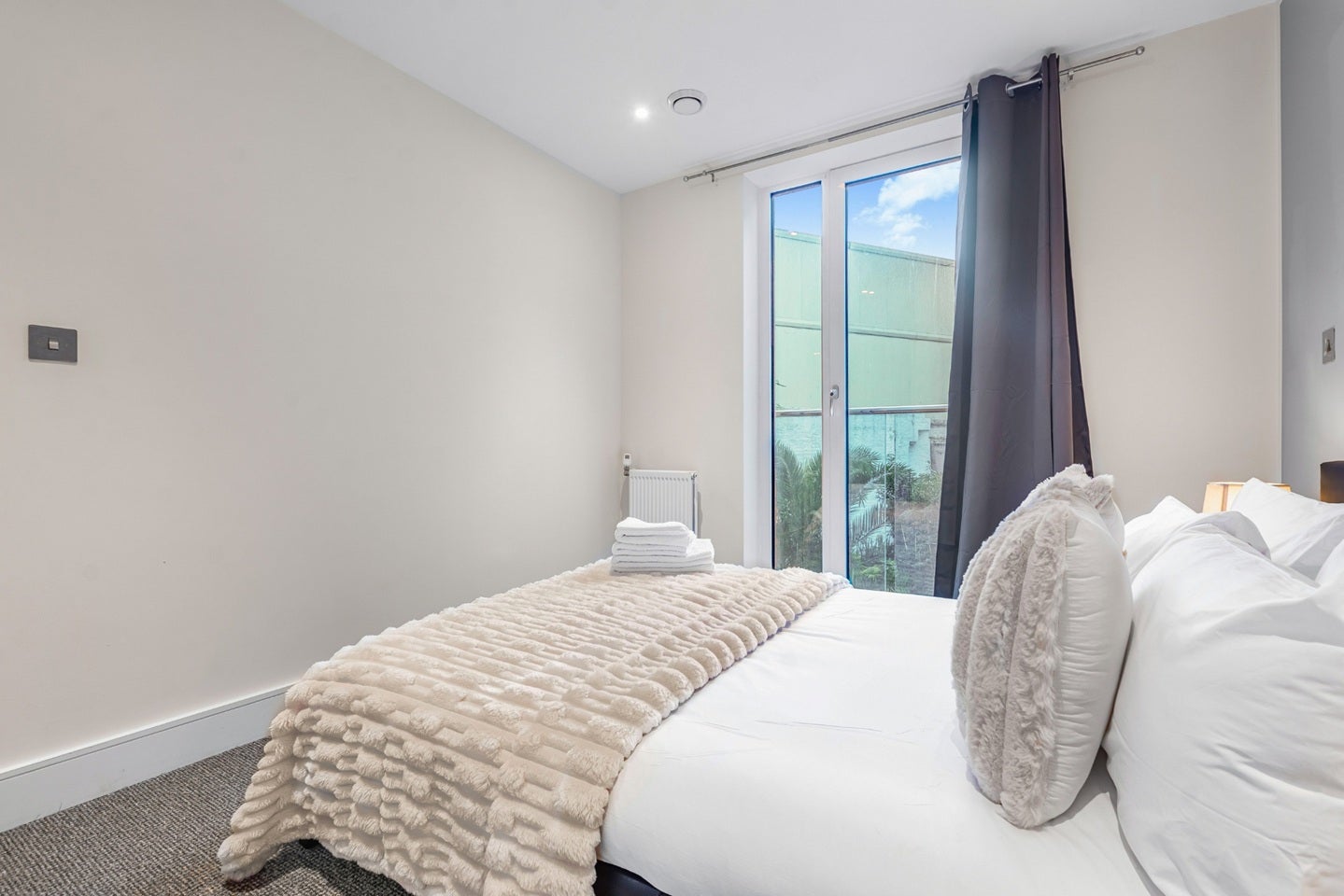 Flat St. Anne's Row in Greater London