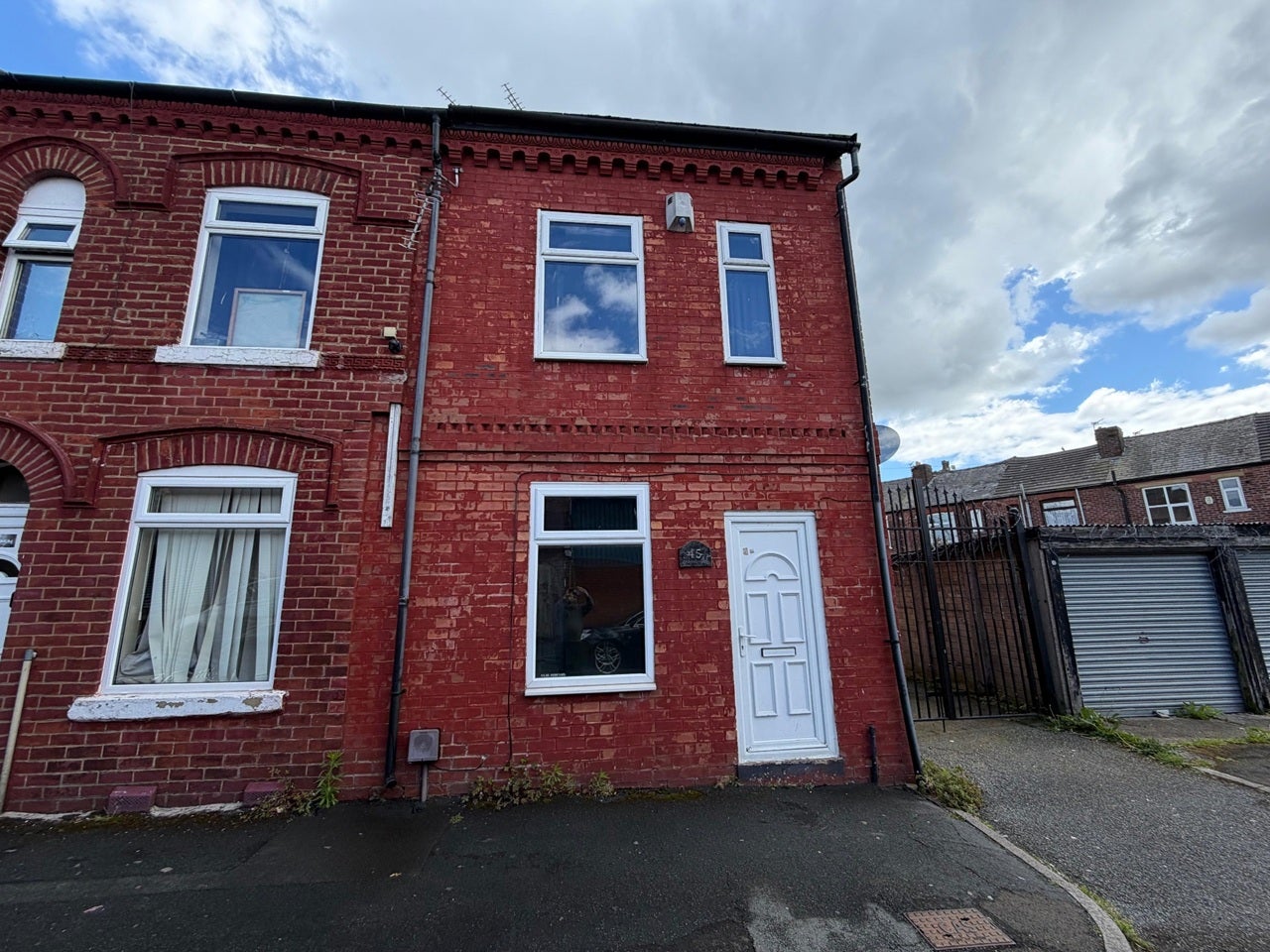 House Ivy Street in Manchester