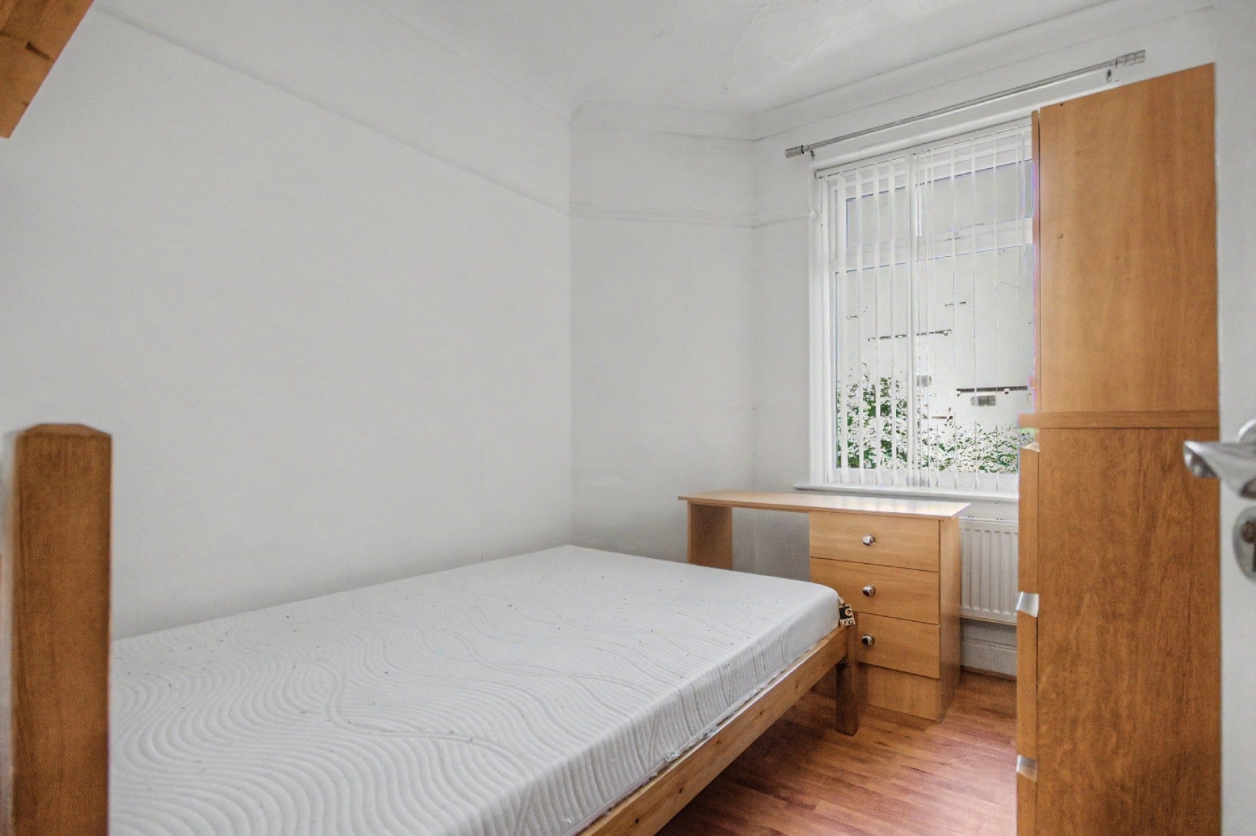 Flat Brandon Grove in Newcastle upon Tyne