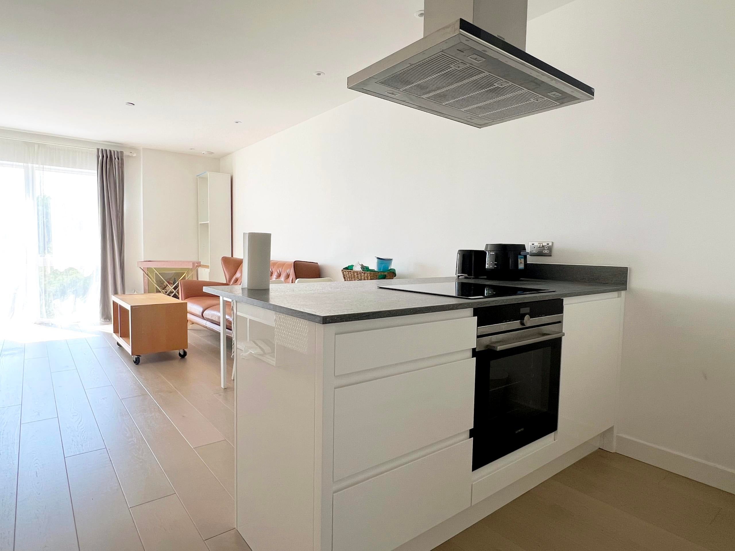 Flat Achill Close in Greater London