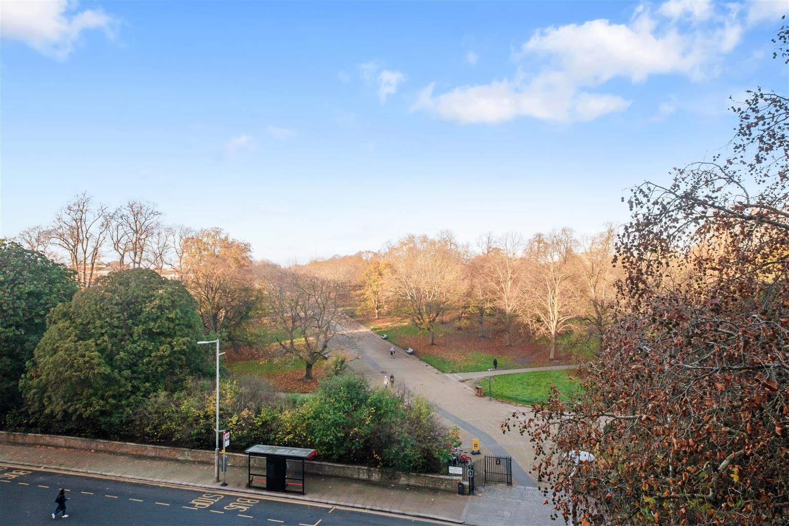 Flat Hyde Park Gate in Greater London
