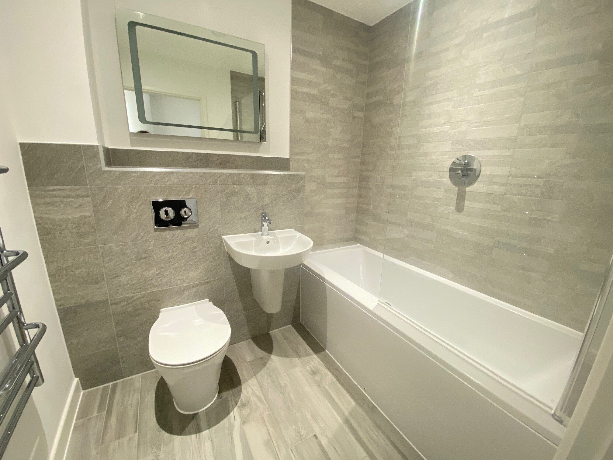 Flat Edinburgh Way in Harlow