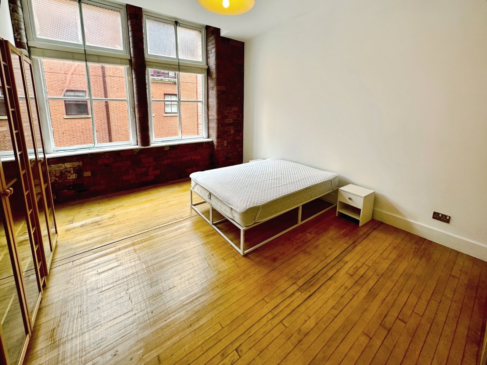 Flat Great George Street in Leeds