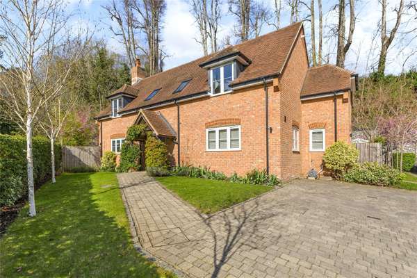 House Henley Road in Marlow