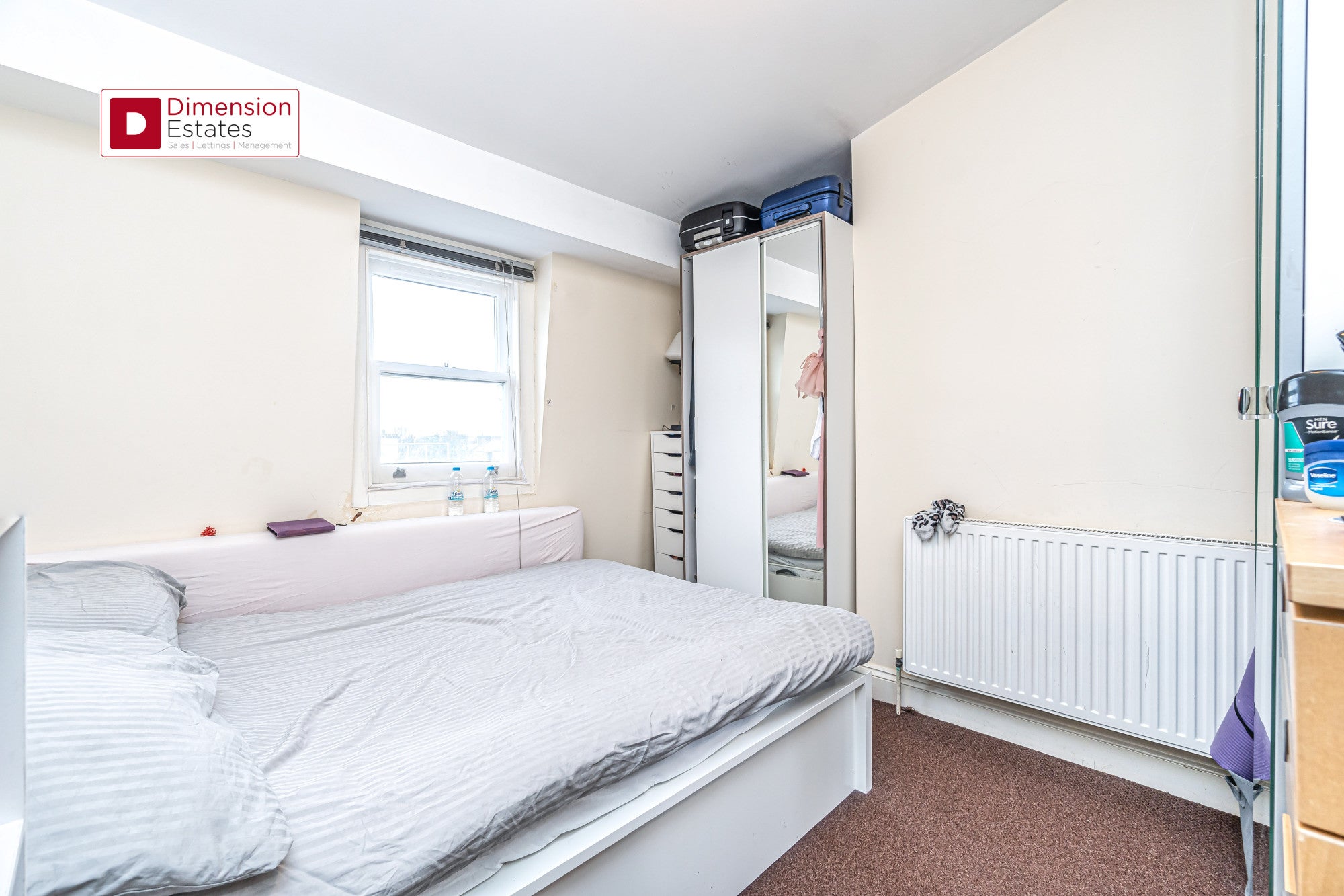 Flat Richmond Road in Greater London